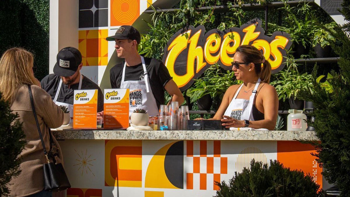cheetos-hfh-drinkstand-1200 cheetos-hfh-drinkstand-1200