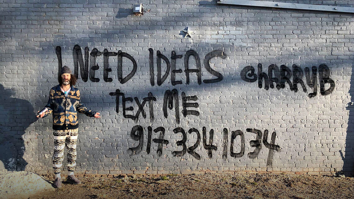 Text Harry Bee